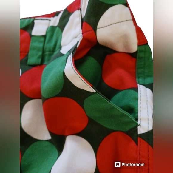 LOUDMOUTH Ladies shorts.  Womens.  Size 10.   Red, green & white polka dots. - Picture 5 of 12